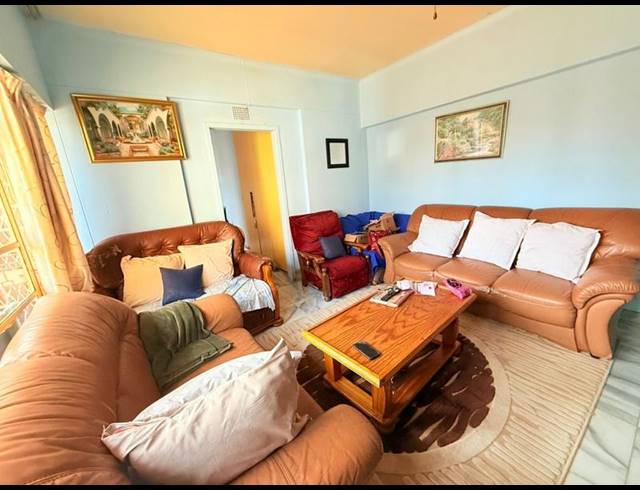 3 BEDROOM APARTMENT FOR SALE IN VANDERBIJLPARK CW 1